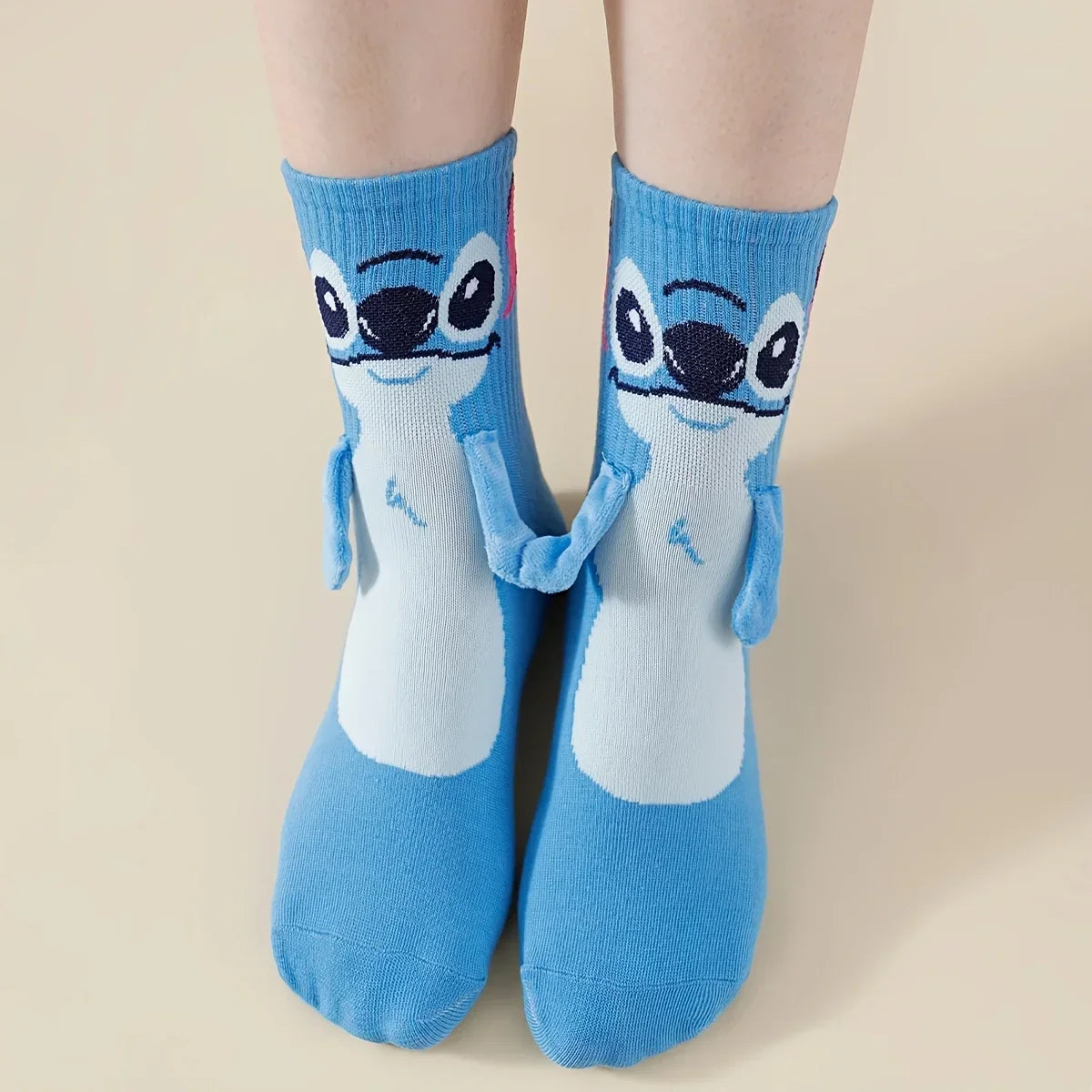 Meias Magnéticas de Casal Stitch - Mãos Dadas Disney