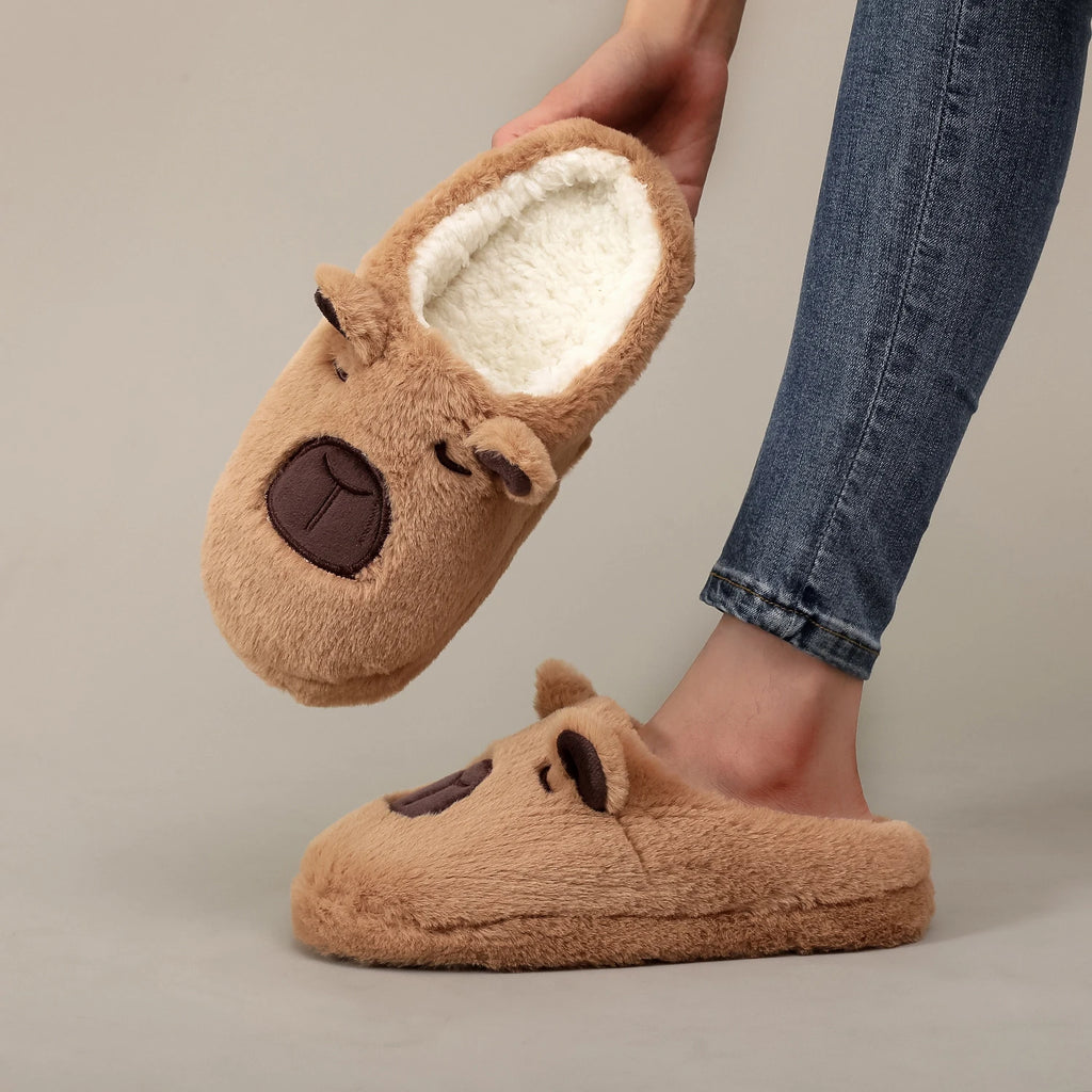 Pantufas Capivara Fofinha