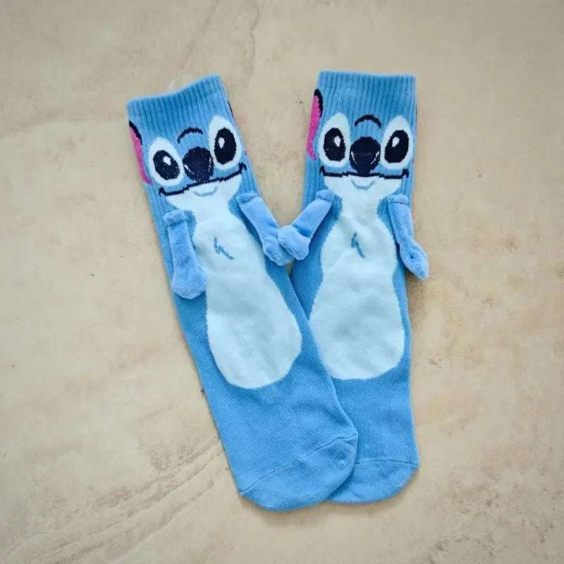 Meias Magnéticas de Casal Stitch - Mãos Dadas Disney